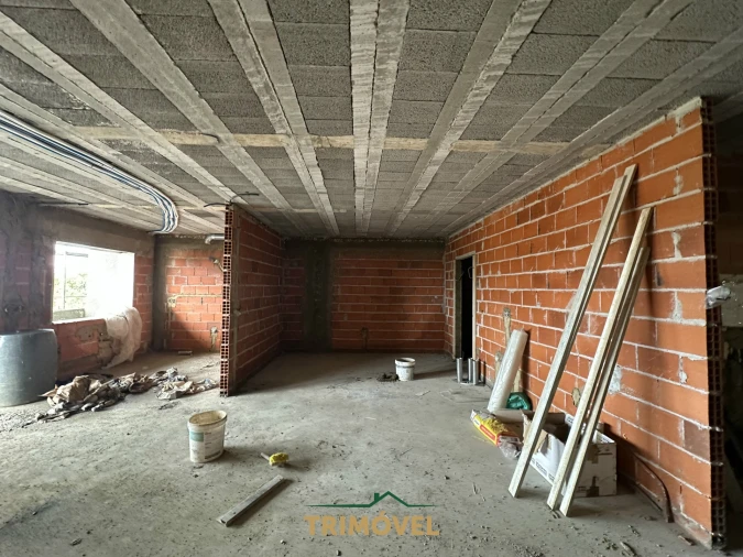 Apartamento T2 para Venda em Loureiro Foto 1