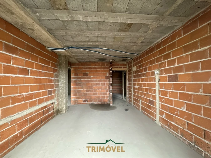 Apartamento T2 para Venda em Loureiro Foto 4