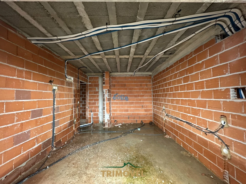 Apartamento T3 para Venda em Loureiro Foto 5