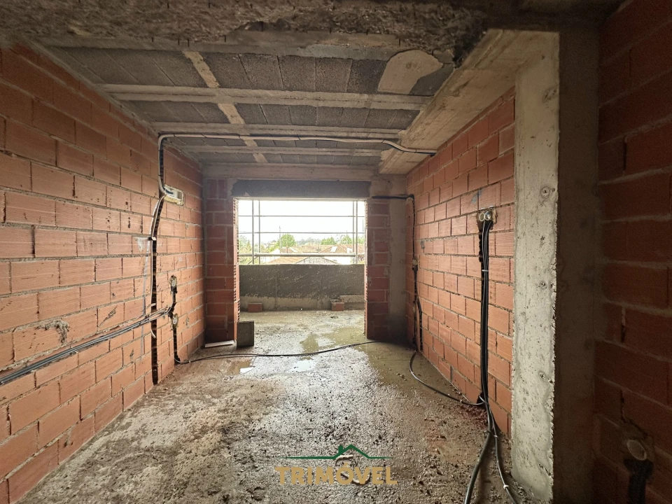 Apartamento T3 para Venda em Loureiro Foto 6