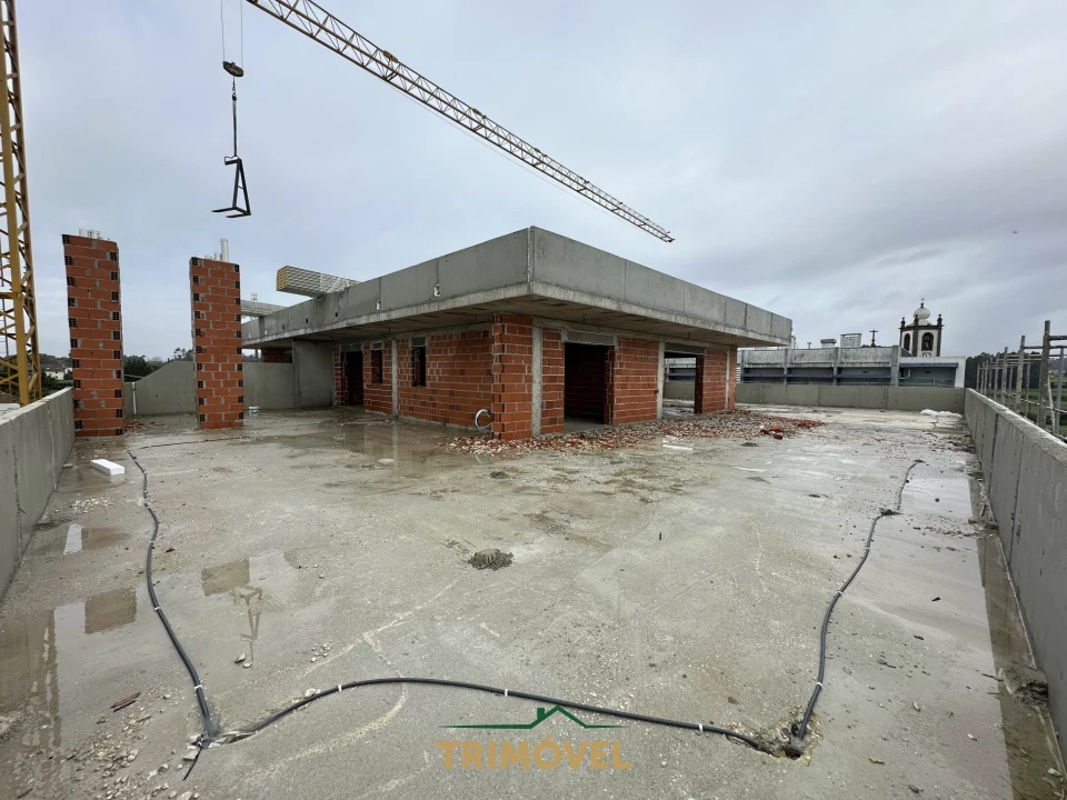 Apartamento T2 para Venda em Loureiro Foto 2