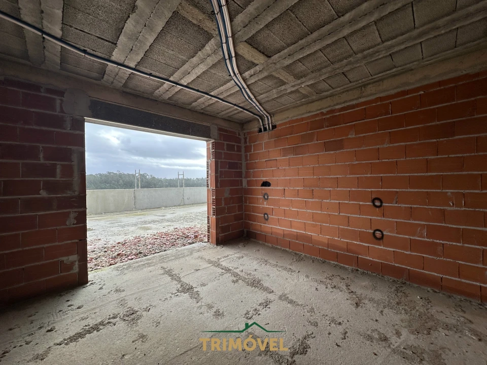 Apartamento T2 para Venda em Loureiro Foto 11