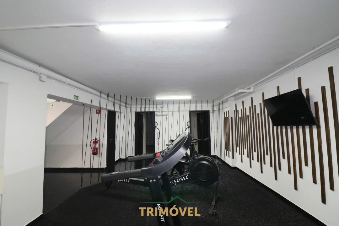 Loja para Venda em São João da Madeira Foto 12