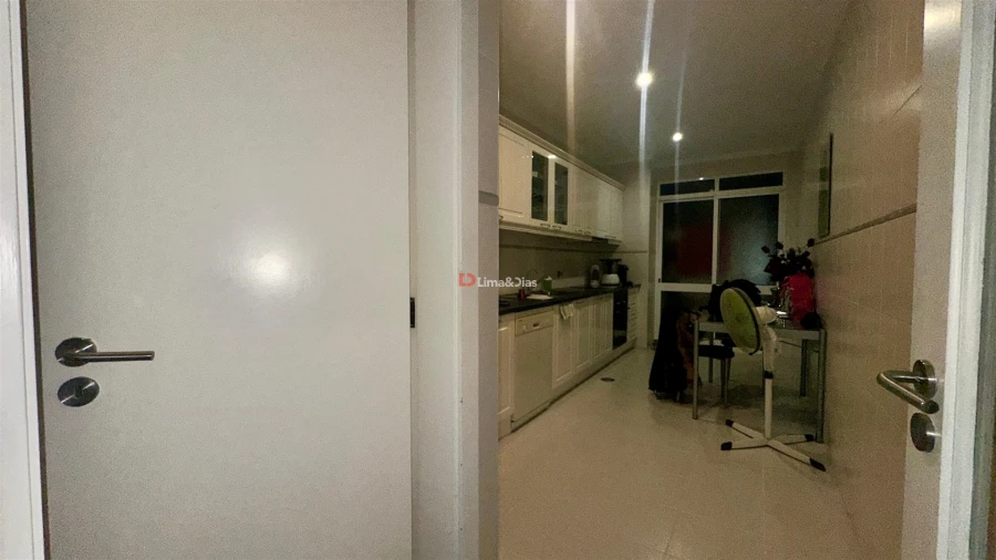 Apartamento T2 para Venda em Gulpilhares e Valadares Foto 2