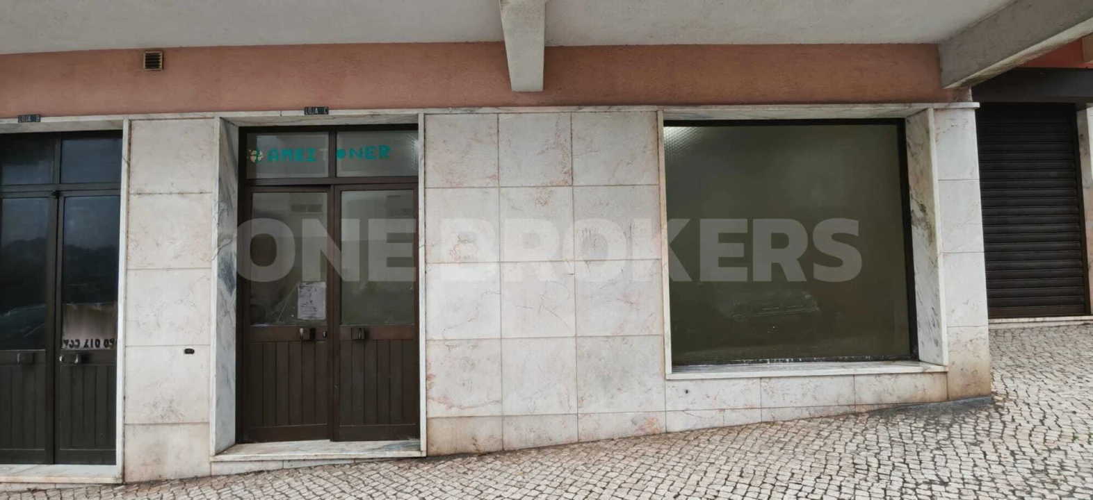 Loja para Venda em Cacém e São Marcos Foto 4