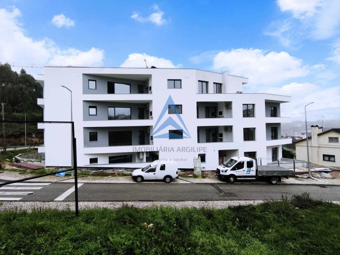 Apartamento T2 para Venda em Pombal Foto 3