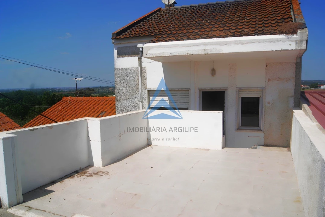 Moradia T3 para Venda em Asseiceira Foto 3