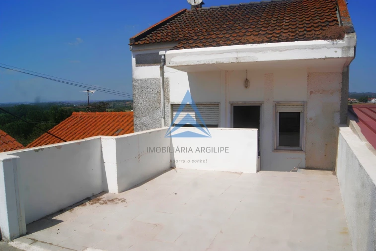 Moradia T3 para Venda em Asseiceira Foto 3