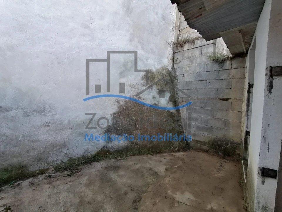 Moradia T2 para Venda em Aldeia Galega da Merceana e Aldeia Gavinha Foto 12