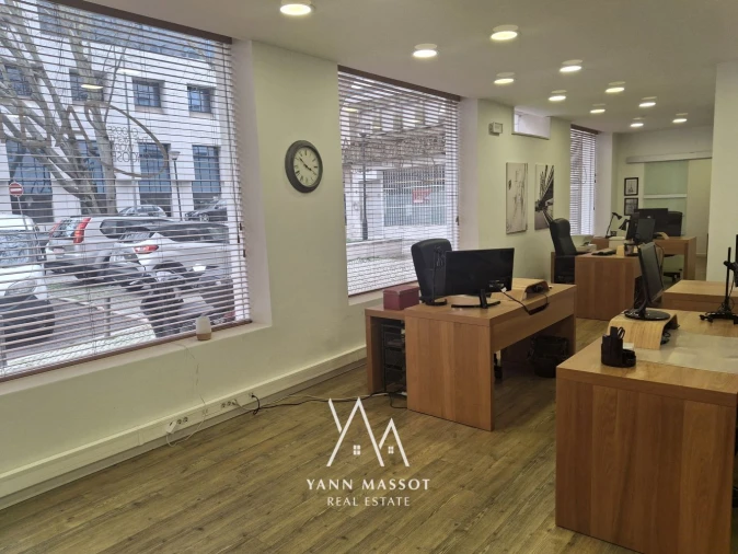 Loja para Arrendamento em Campo de Ourique Foto 2