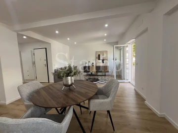 Apartamento T3 para Venda em Benfica