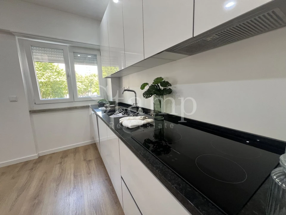 Apartamento T3 para Venda em Benfica Foto 10