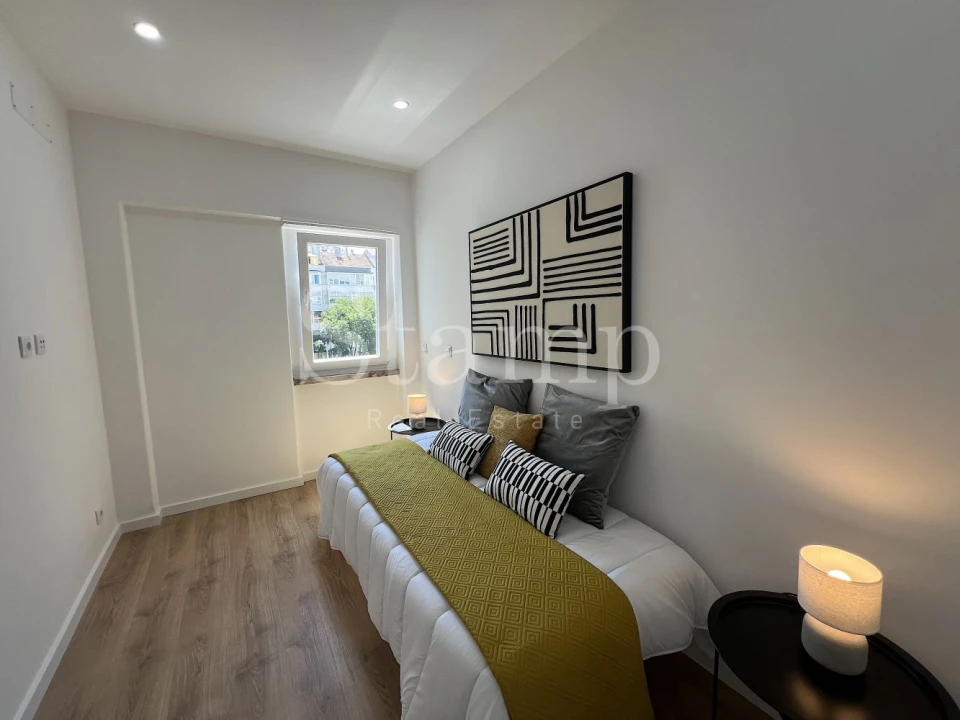 Apartamento T3 para Venda em Benfica Foto 23