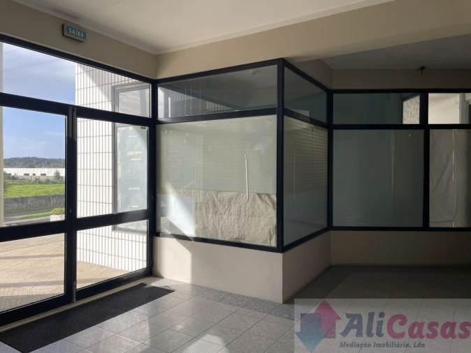 Loja para Venda em Esmoriz Foto 36