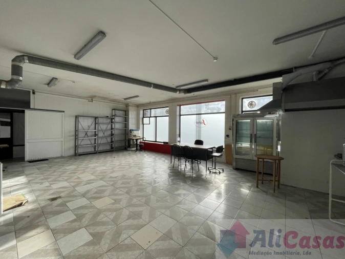 Loja para Venda em Esmoriz Foto 19