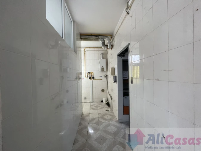 Loja para Venda em Esmoriz Foto 21