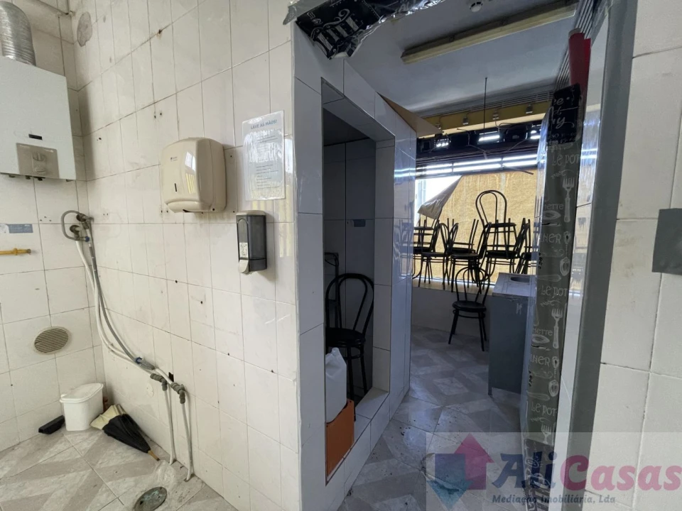 Loja para Venda em Esmoriz Foto 23