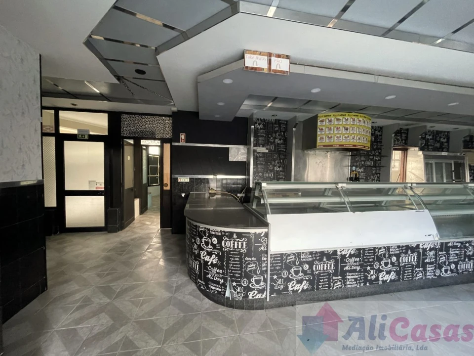 Loja para Venda em Esmoriz Foto 11