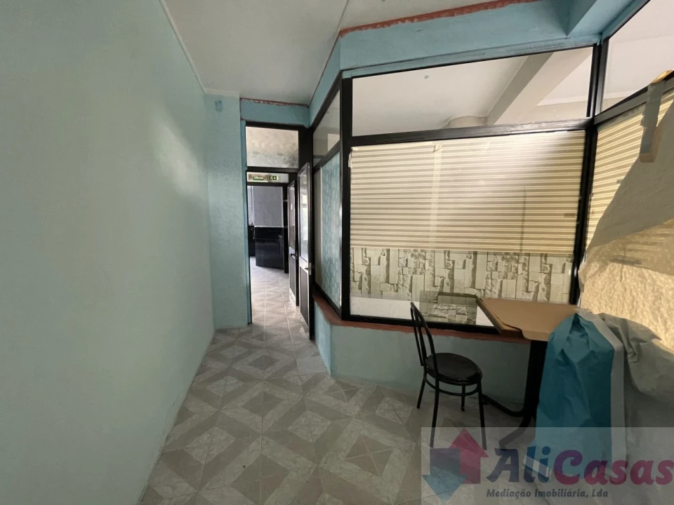 Loja para Venda em Esmoriz Foto 35