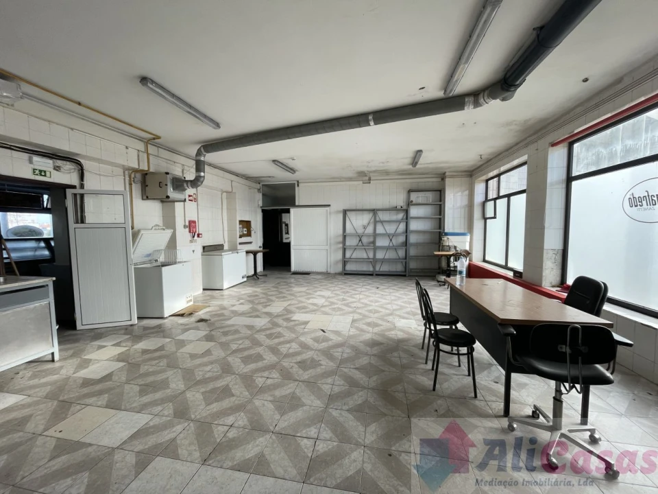 Loja para Venda em Esmoriz Foto 18