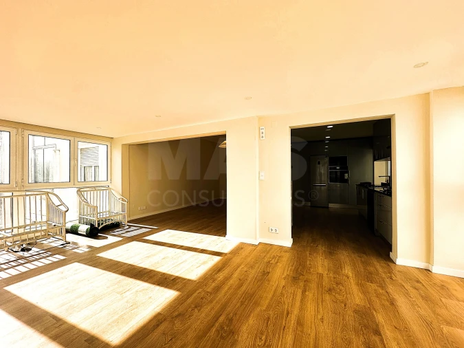 Apartamento T3 para Venda em Odivelas Foto 8