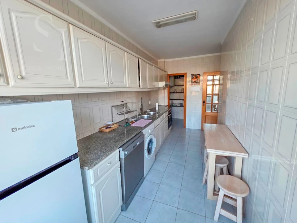 Apartamento T2 para Venda em Mindelo Foto 6