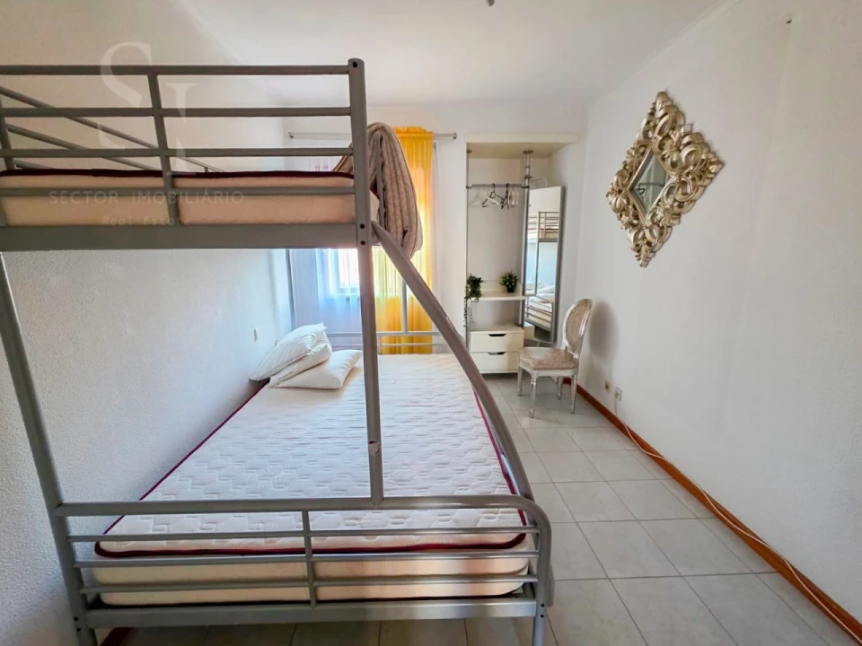 Apartamento T2 para Venda em Mindelo Foto 9