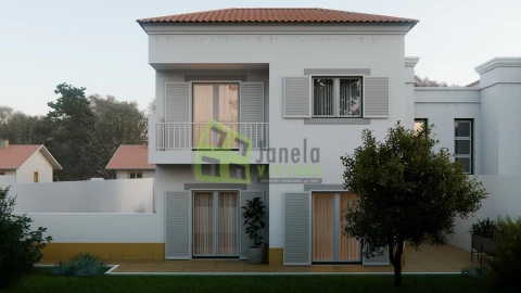 Moradia T3 para Venda em Azeitão (São Lourenço e São Simão)