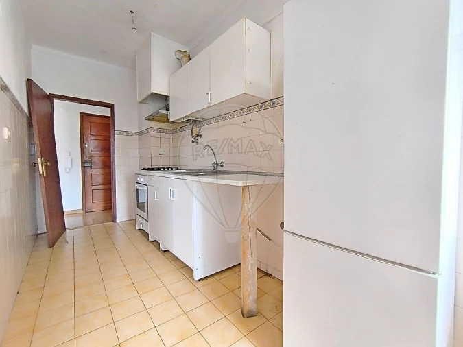 Apartamento T2 para Venda em Cacém e São Marcos Foto 7