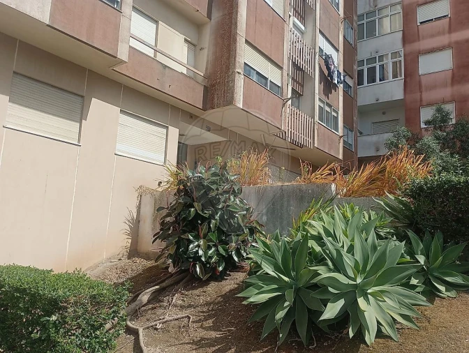 Apartamento T2 para Venda em Cacém e São Marcos Foto 20