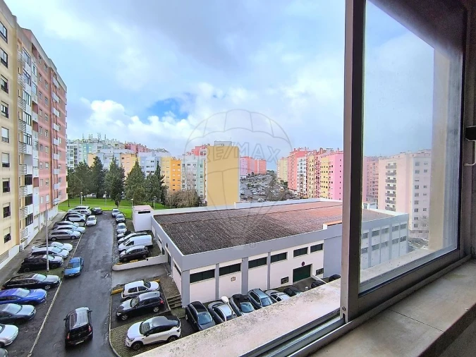 Apartamento T2 para Venda em Cacém e São Marcos Foto 5