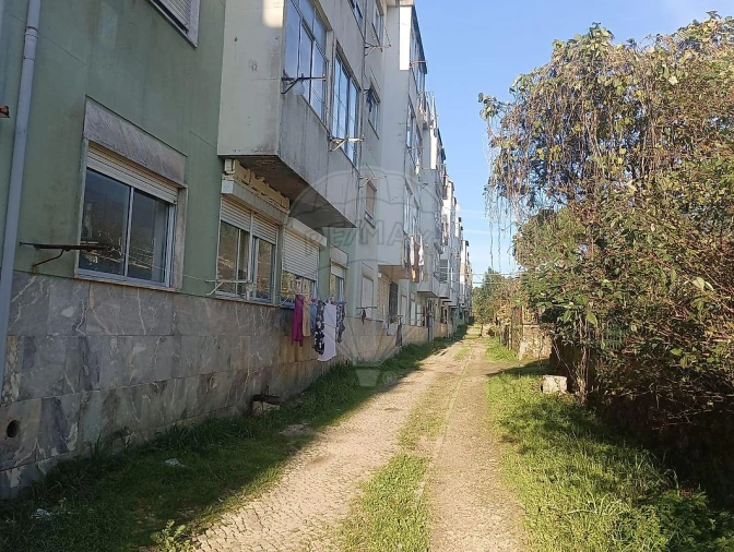 Apartamento T2 para Venda em Algueirão-Mem Martins Foto 19