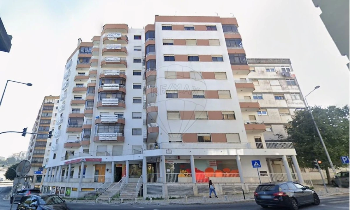 Apartamento T3 para Venda em Cacém e São Marcos Foto 2