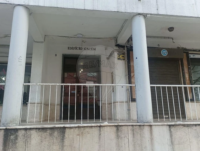 Apartamento T3 para Venda em Cacém e São Marcos Foto 7