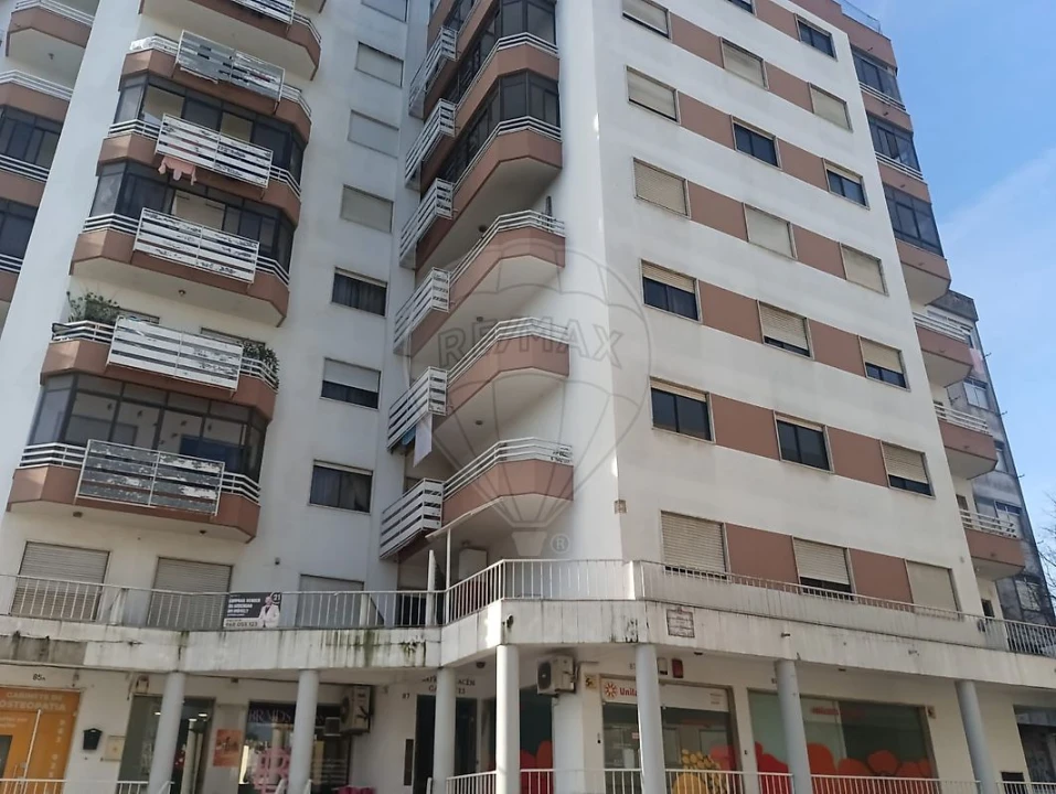 Apartamento T3 para Venda em Cacém e São Marcos Foto 6
