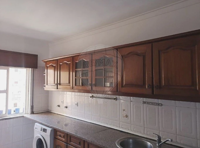 Apartamento T2 para Venda em Algueirão-Mem Martins Foto 15