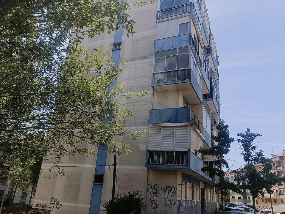 Apartamento T2 para Venda em Cacém e São Marcos Foto 5