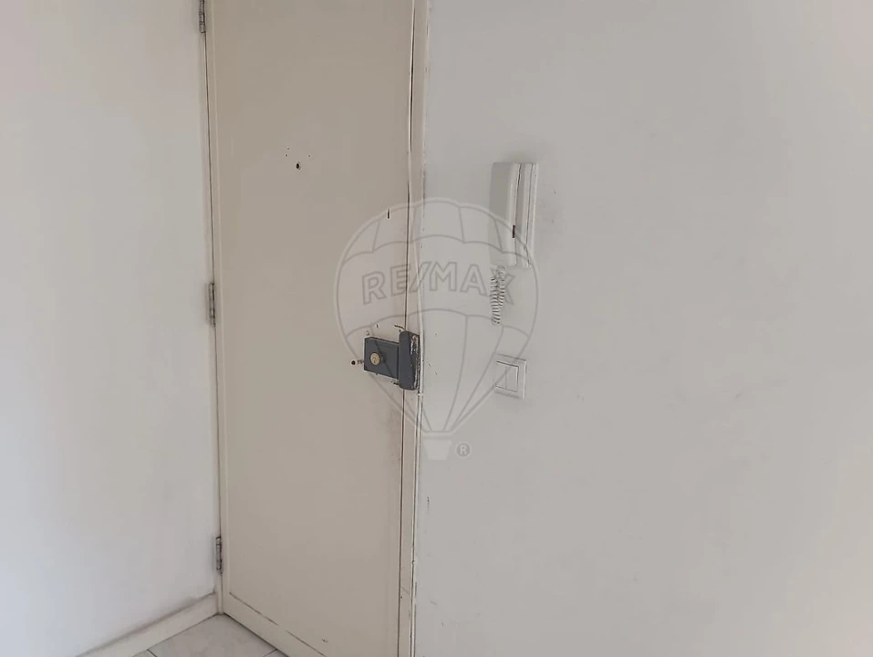 Apartamento T2 para Venda em Cacém e São Marcos Foto 22