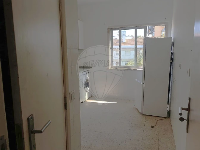 Apartamento T2 para Venda em Cacém e São Marcos Foto 23