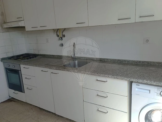 Apartamento T2 para Venda em Cacém e São Marcos Foto 10