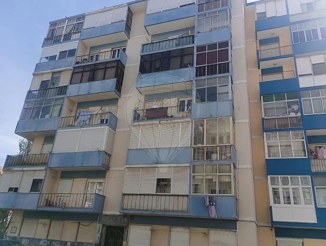 Apartamento T2 para Venda em Cacém e São Marcos Foto 9