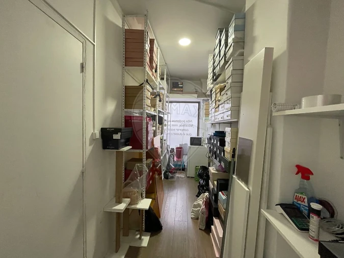 Loja para Arrendamento em Almada, Cova da Piedade, Pragal e Cacilhas Foto 14
