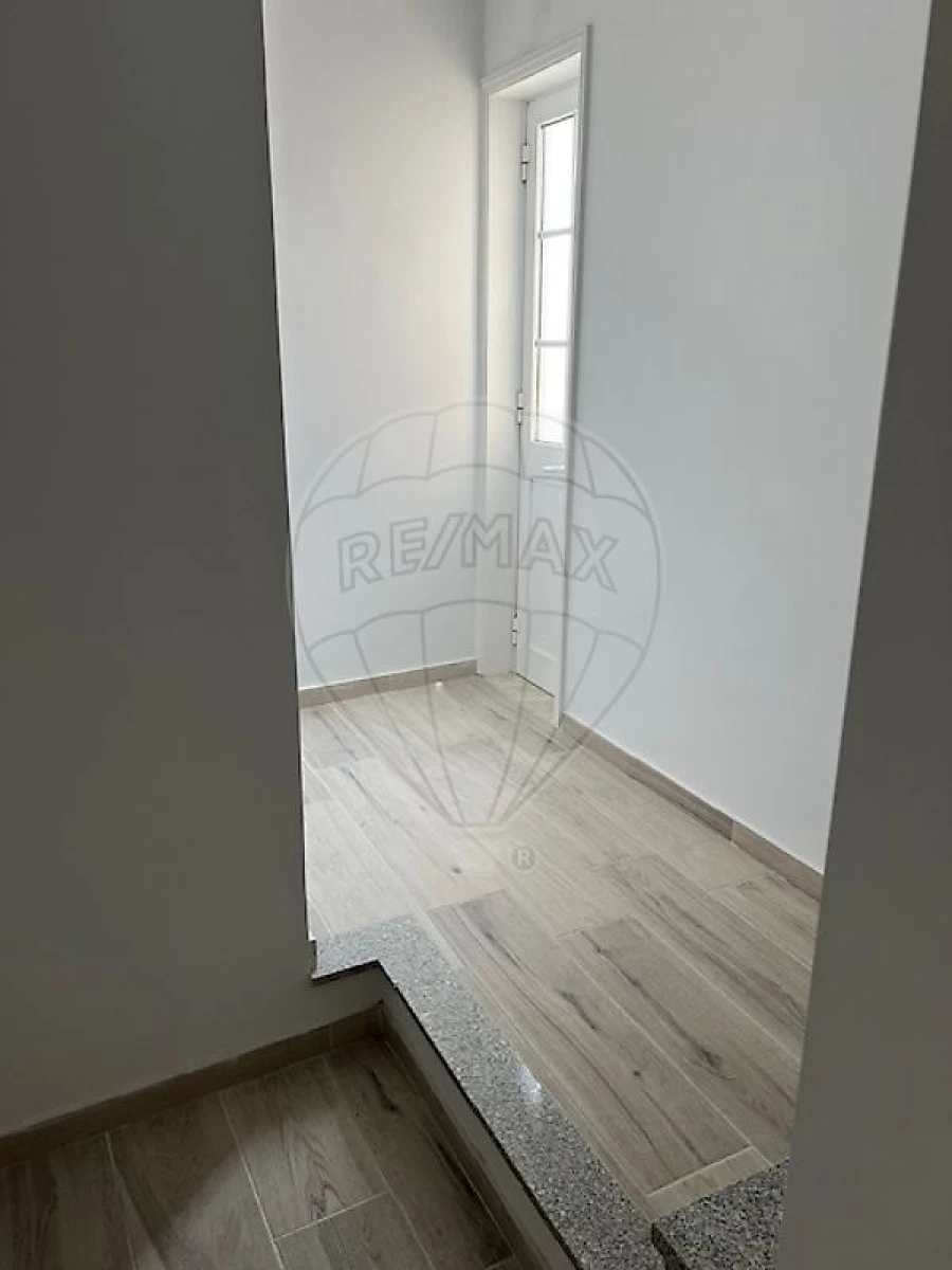 Moradia T2 para Arrendamento em Espinho Foto 6