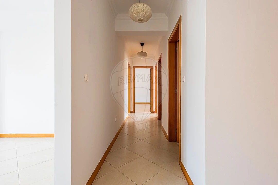 Apartamento T3 para Venda em Aveiras de Cima Foto 15