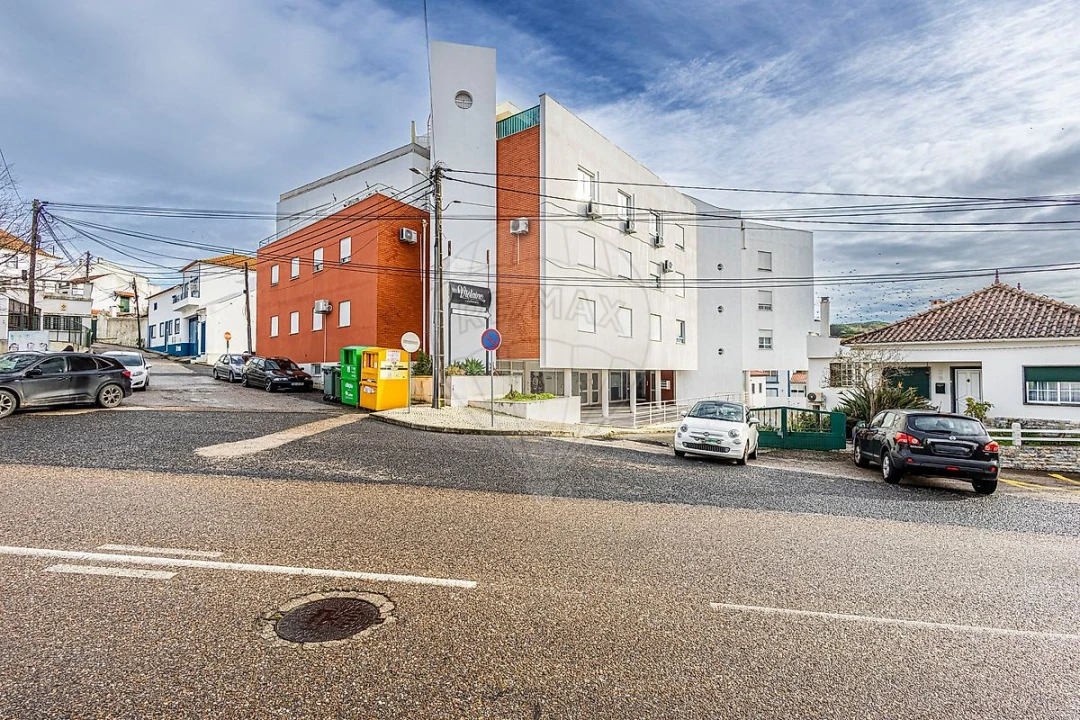 Apartamento T3 para Venda em Aveiras de Cima Foto 3