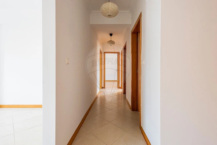 Apartamento T3 para Venda em Aveiras de Cima Foto 15