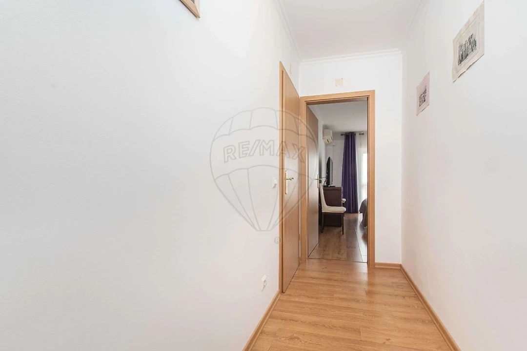 Apartamento T2 para Venda em Azambuja Foto 15