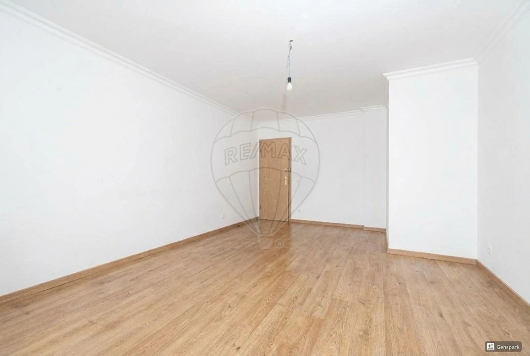 Apartamento T2 para Venda em Azambuja Foto 13