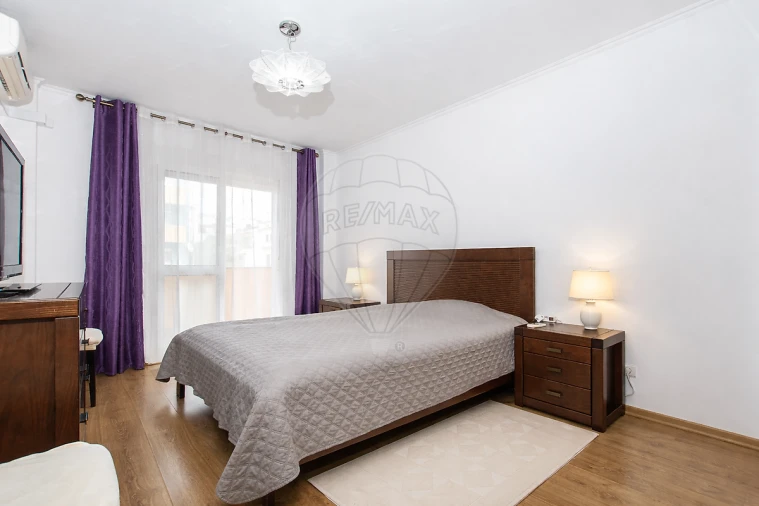 Apartamento T2 para Venda em Azambuja Foto 14