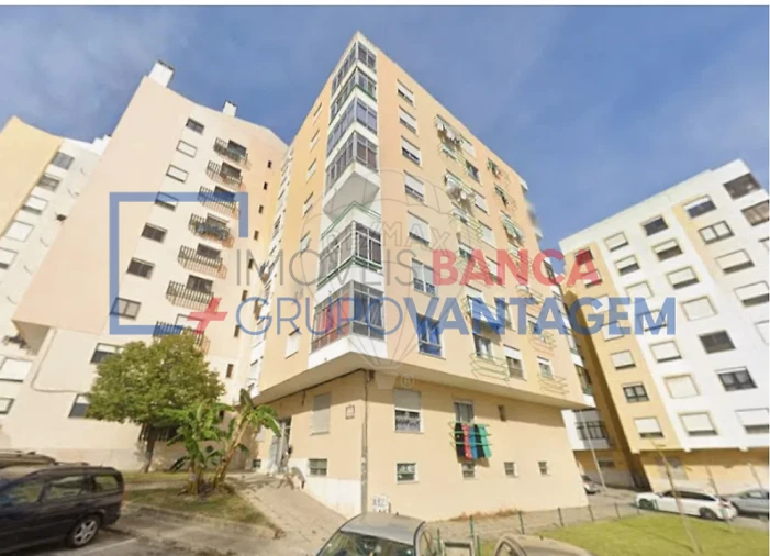 Apartamento T2 para Venda em Agualva e Mira-Sintra
